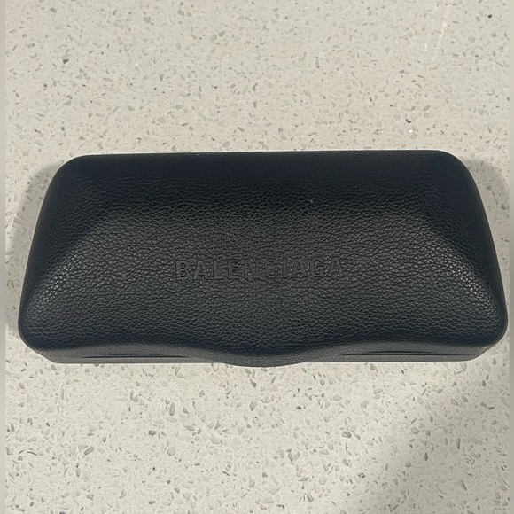 Balenciaga Oversized Rectangular Sunglasses - Picture 8 of 9